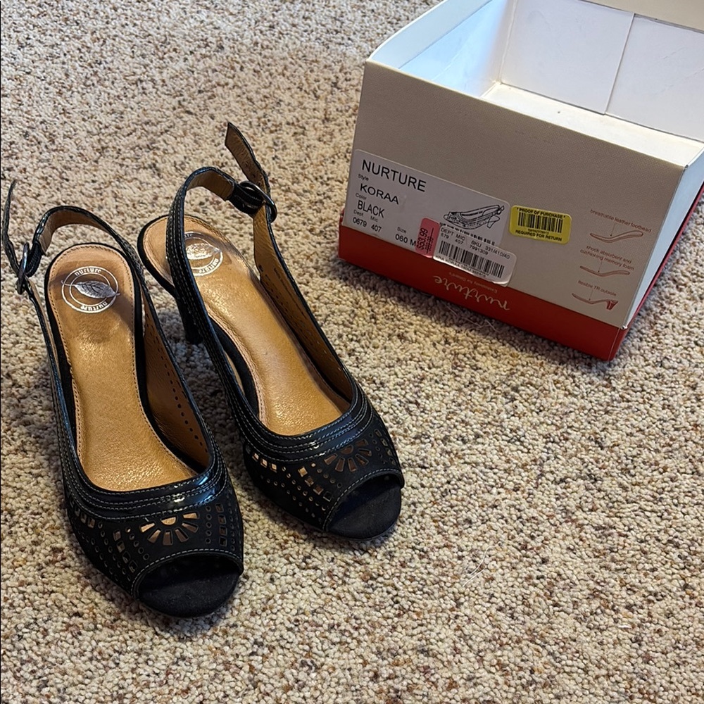 Nurture by Lamaze Black Heeled Shoes Heels Leather Strap Clasp Adjustable NWT